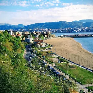 https://apartamento-en-la-playa-con-parking-privado.bilbaohotelsspain.com